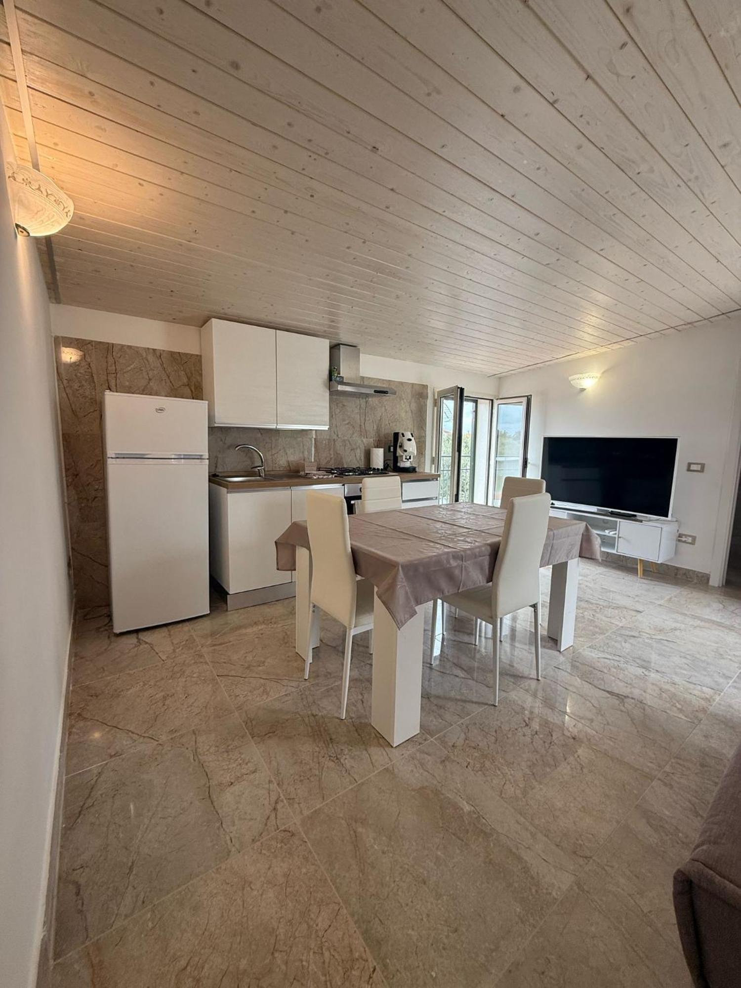 La Perla Di Dea Villa Lido Di Fondi Kültér fotó